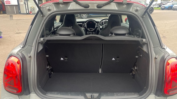 Used MINI Hatch 2021 for sale - 76271531: Photo 13