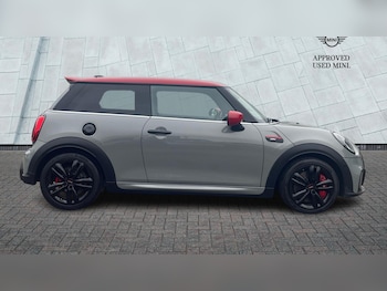 Used MINI Hatch 2021 for sale - 76271531: Photo 3