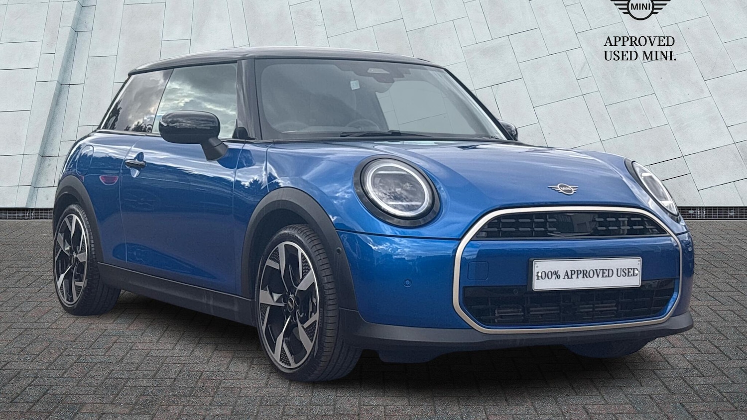 Used MINI Cooper 2025 for sale - 76837750: Photo 1