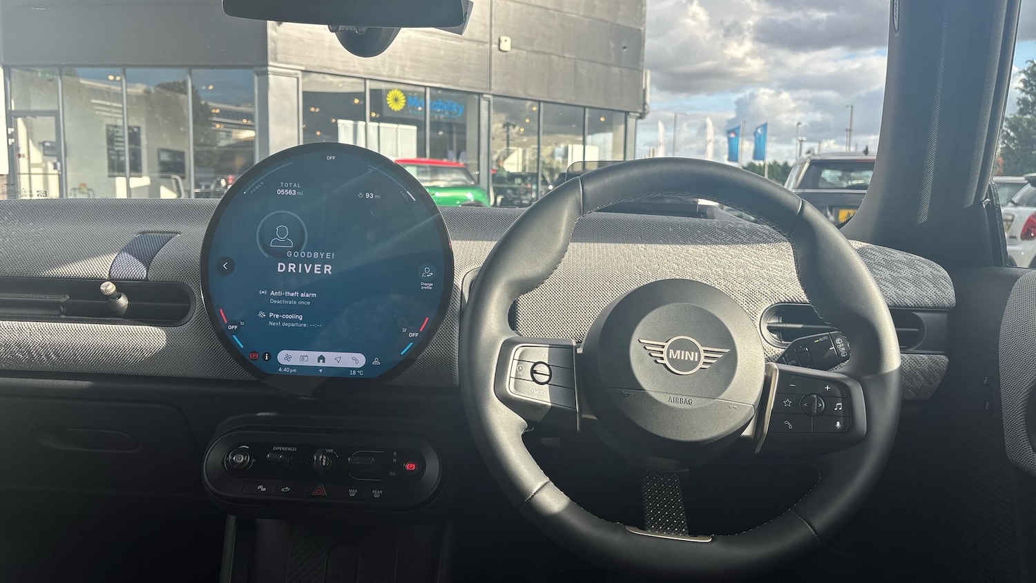 Used MINI Cooper 2025 for sale - 76837750: Photo 5