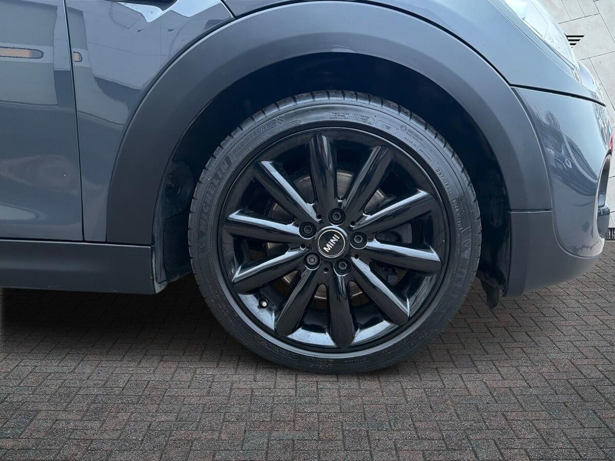 Used MINI Hatch 2018 for sale - 77826126: Photo 14