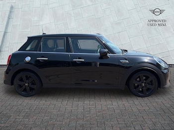 Used MINI Hatch 2023 for sale - 79000883: Photo
