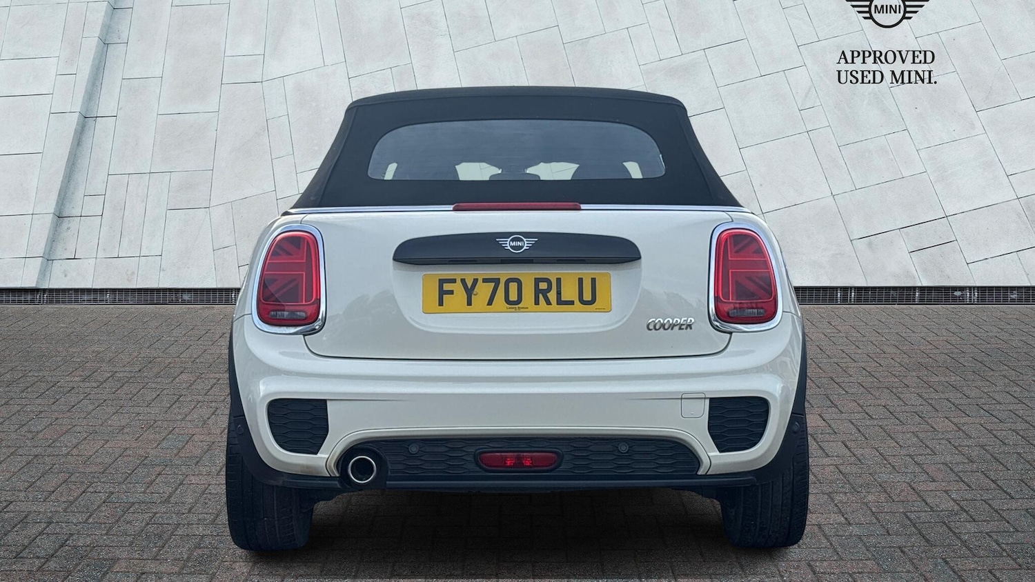 Used MINI Convertible 2020 for sale - 76389760: Photo 15