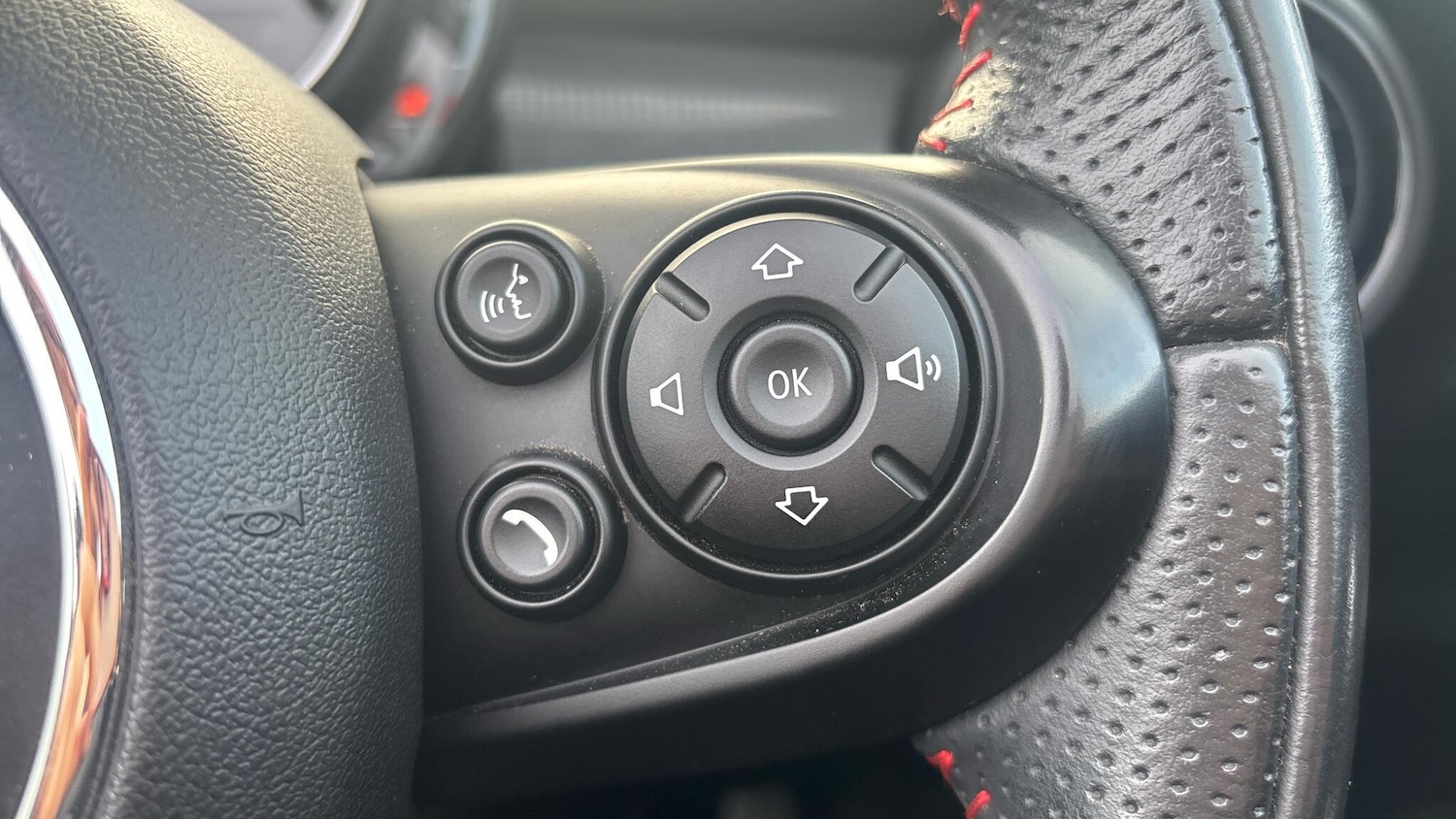 Used MINI Convertible 2020 for sale - 76389760: Photo 20