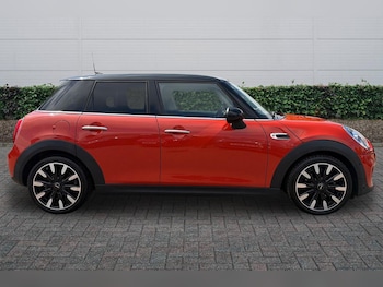 Used MINI Hatch 2019 for sale - 79213612: Photo