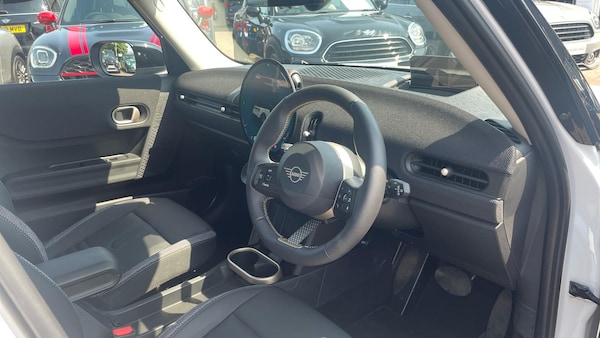 Used MINI Cooper 2024 for sale - 75116079: Photo 6