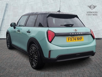 Used MINI Cooper 2024 for sale - 78088040: Photo