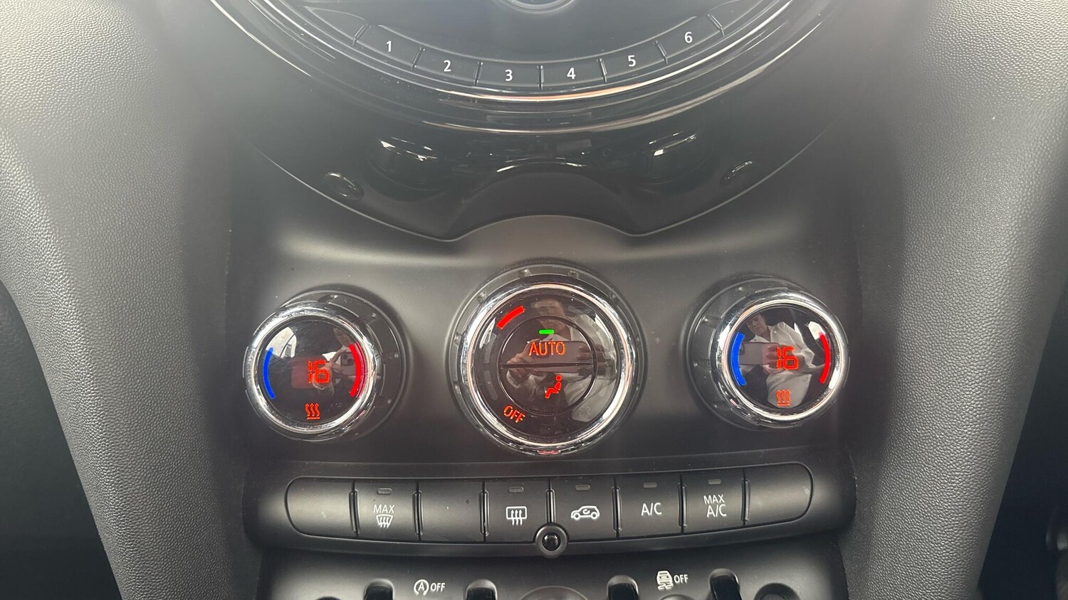 Used MINI Convertible 2018 for sale - 76086085: Photo 22
