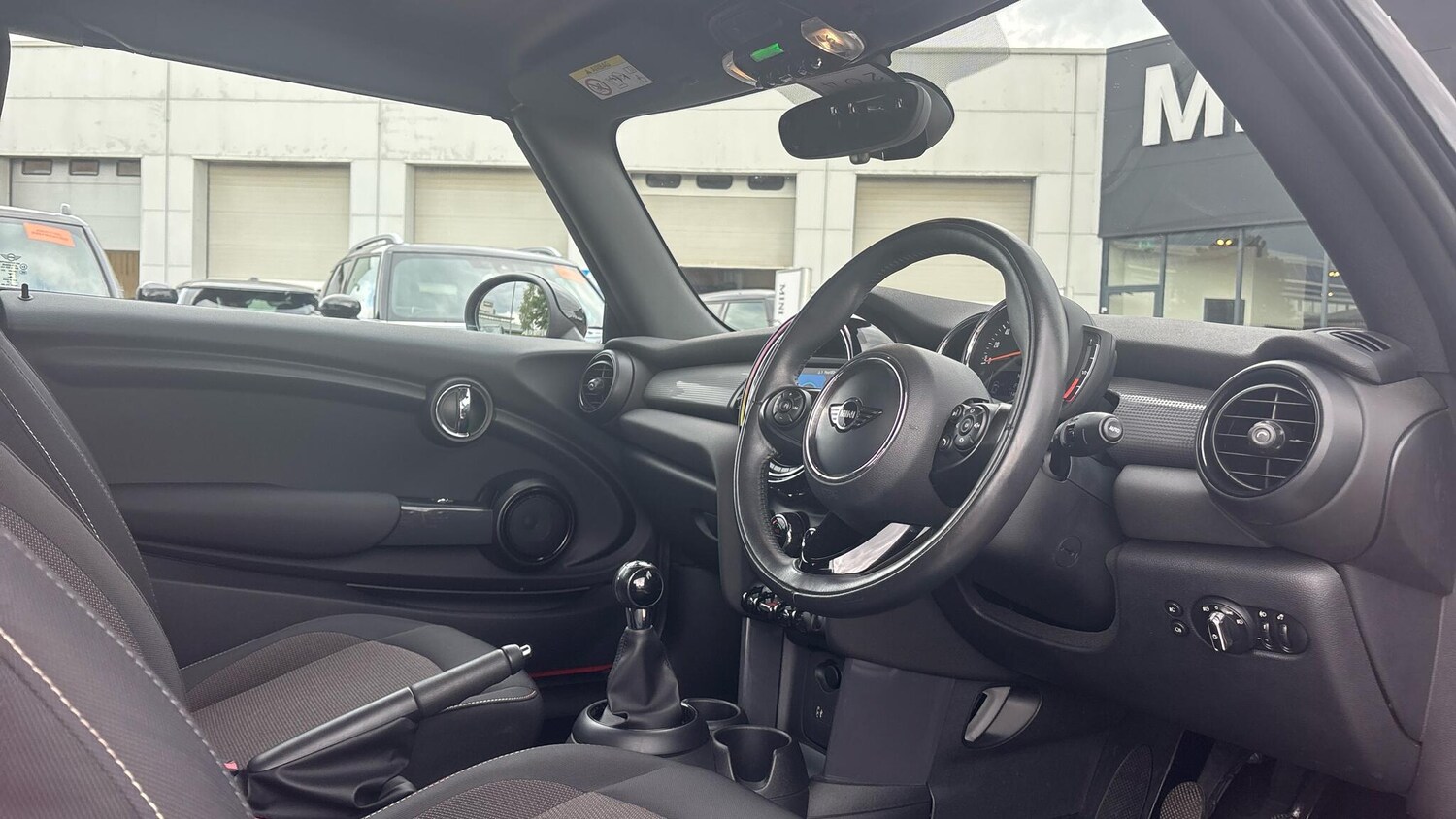Used MINI Convertible 2018 for sale - 76086085: Photo 6