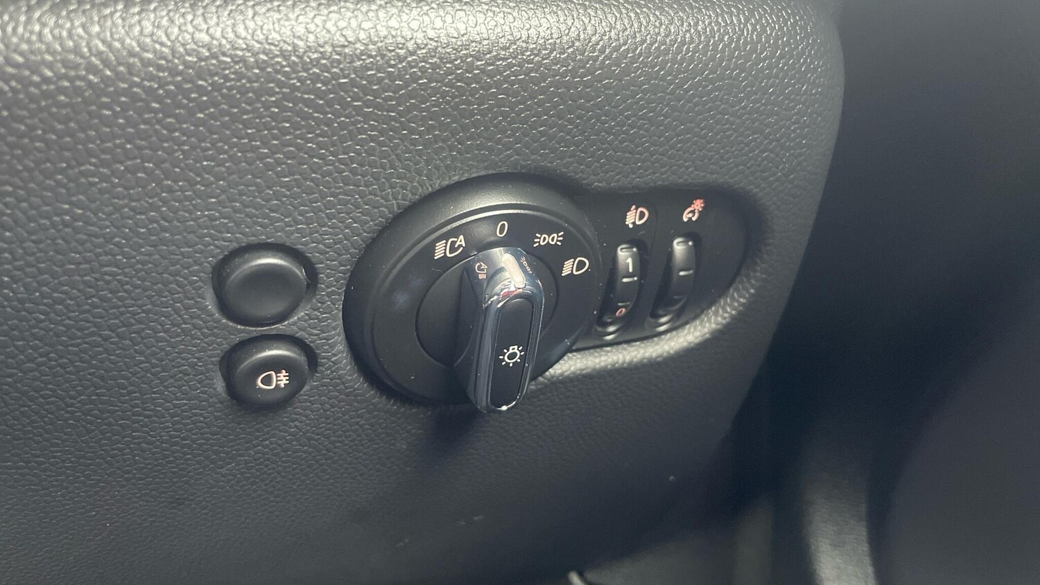 Used MINI Convertible 2021 for sale - 76389750: Photo 26