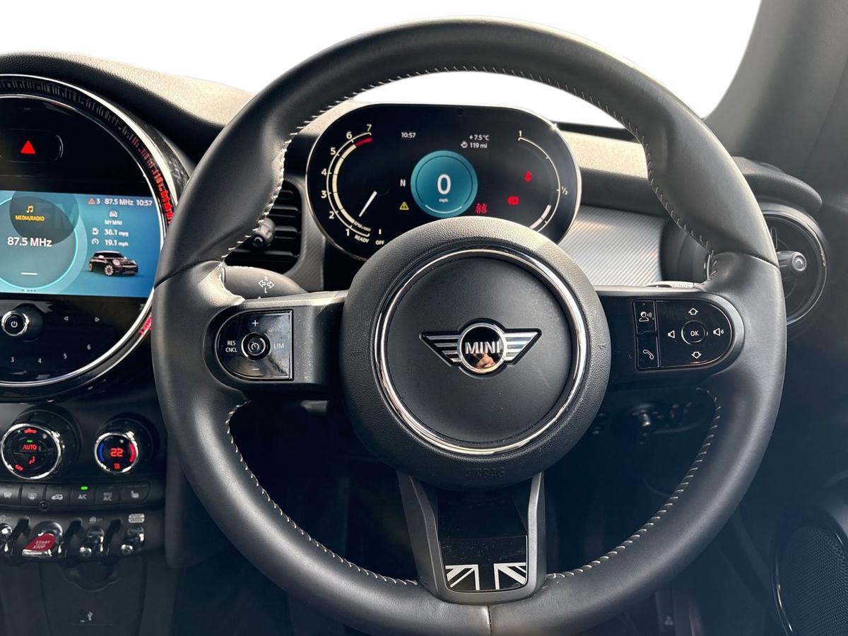 Used MINI Hatch 2022 for sale - 77840930: Photo 5