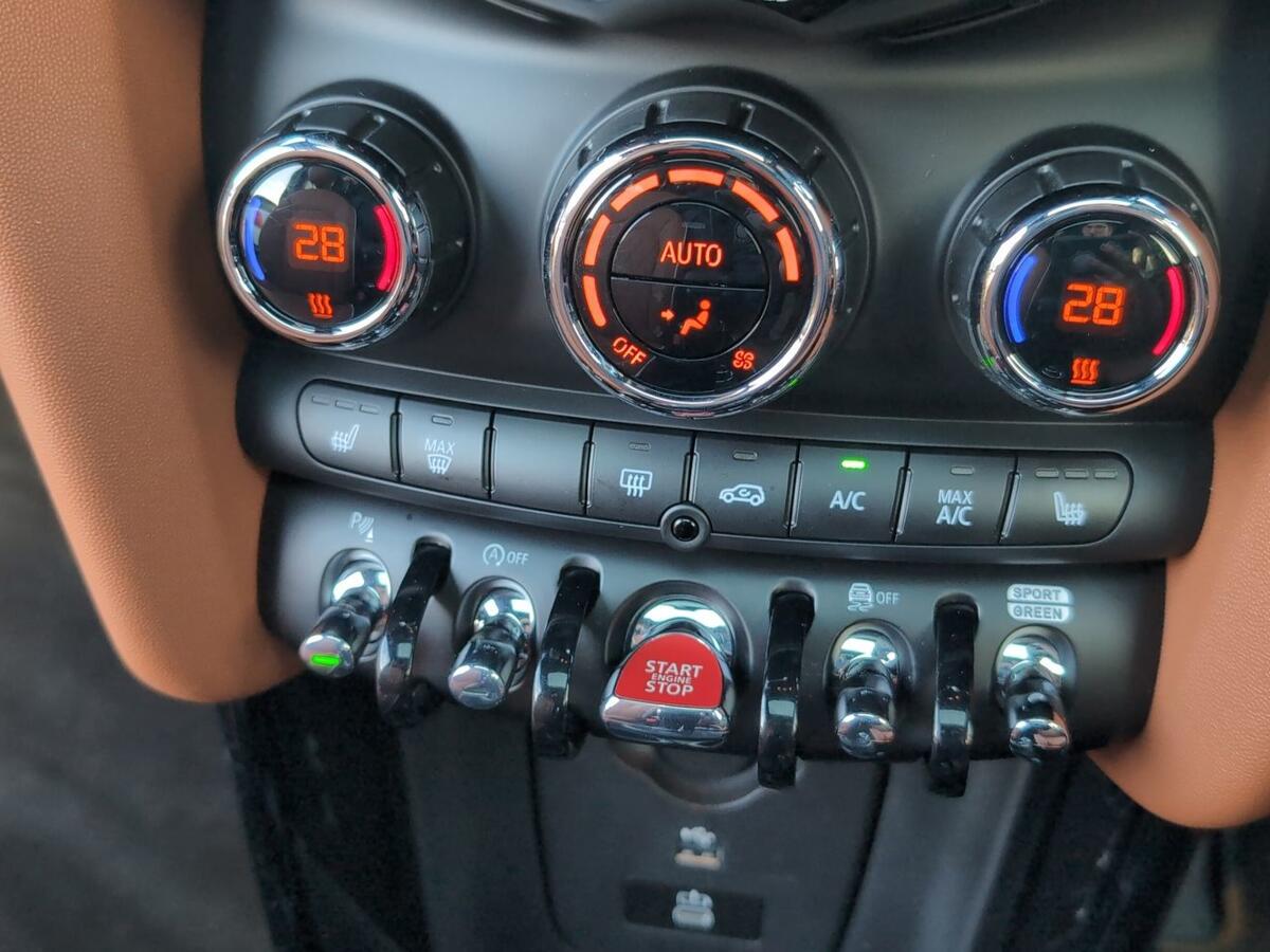 Used MINI Hatch 2023 for sale - 76716799: Photo 17