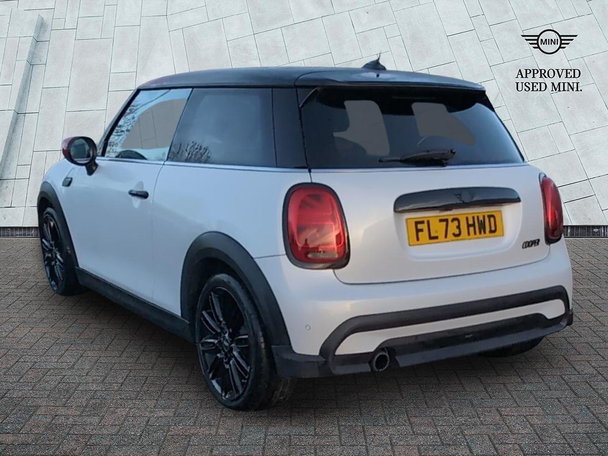 Used MINI Hatch 2023 for sale - 76716799: Photo 2