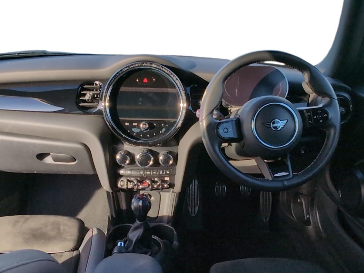 Used MINI Hatch 2021 for sale - 77124649: Photo 4