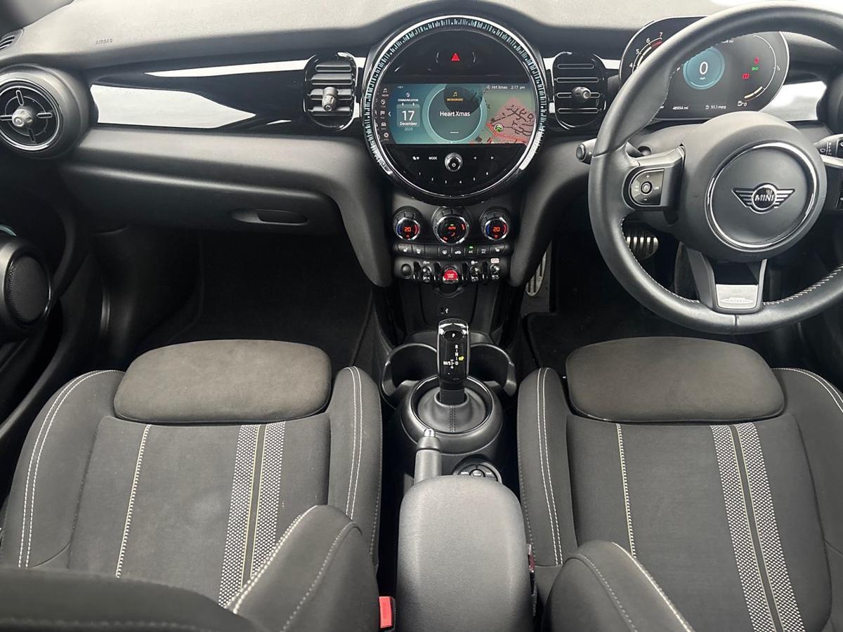 Used MINI Hatch 2021 for sale - 76837786: Photo 8