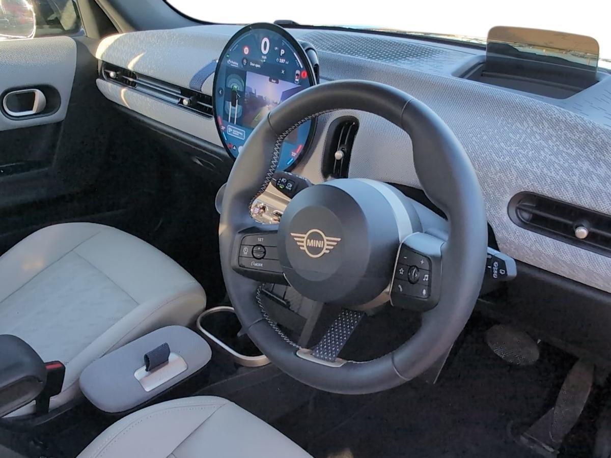 Used MINI Cooper 2025 for sale - 76800374: Photo 12