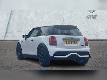 Used MINI Hatch 2023 for sale - 76044018: Photo