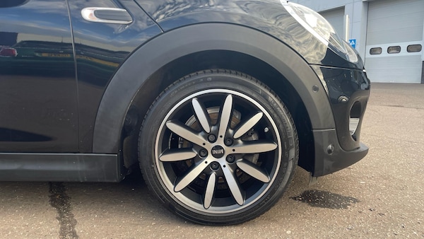 Used MINI Convertible 2019 for sale - 76111660: Photo 14