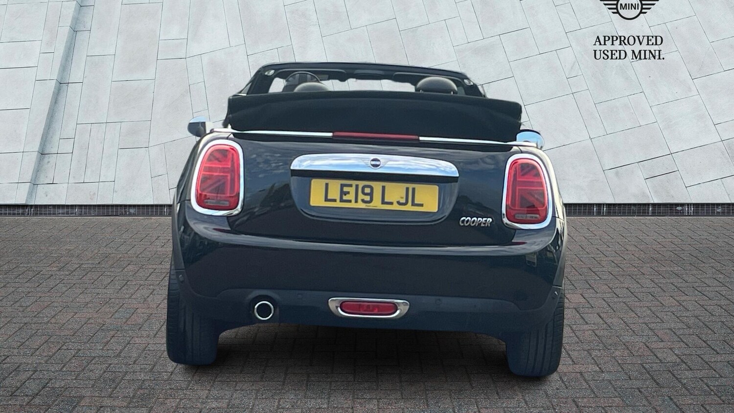 Used MINI Convertible 2019 for sale - 76111660: Photo 15