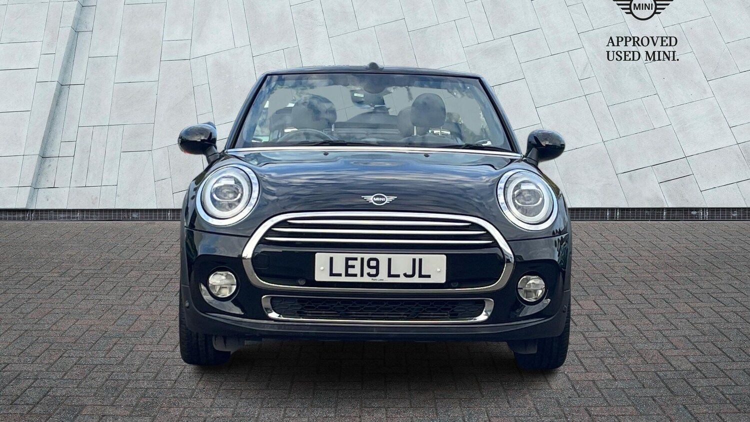 Used MINI Convertible 2019 for sale - 76111660: Photo 16