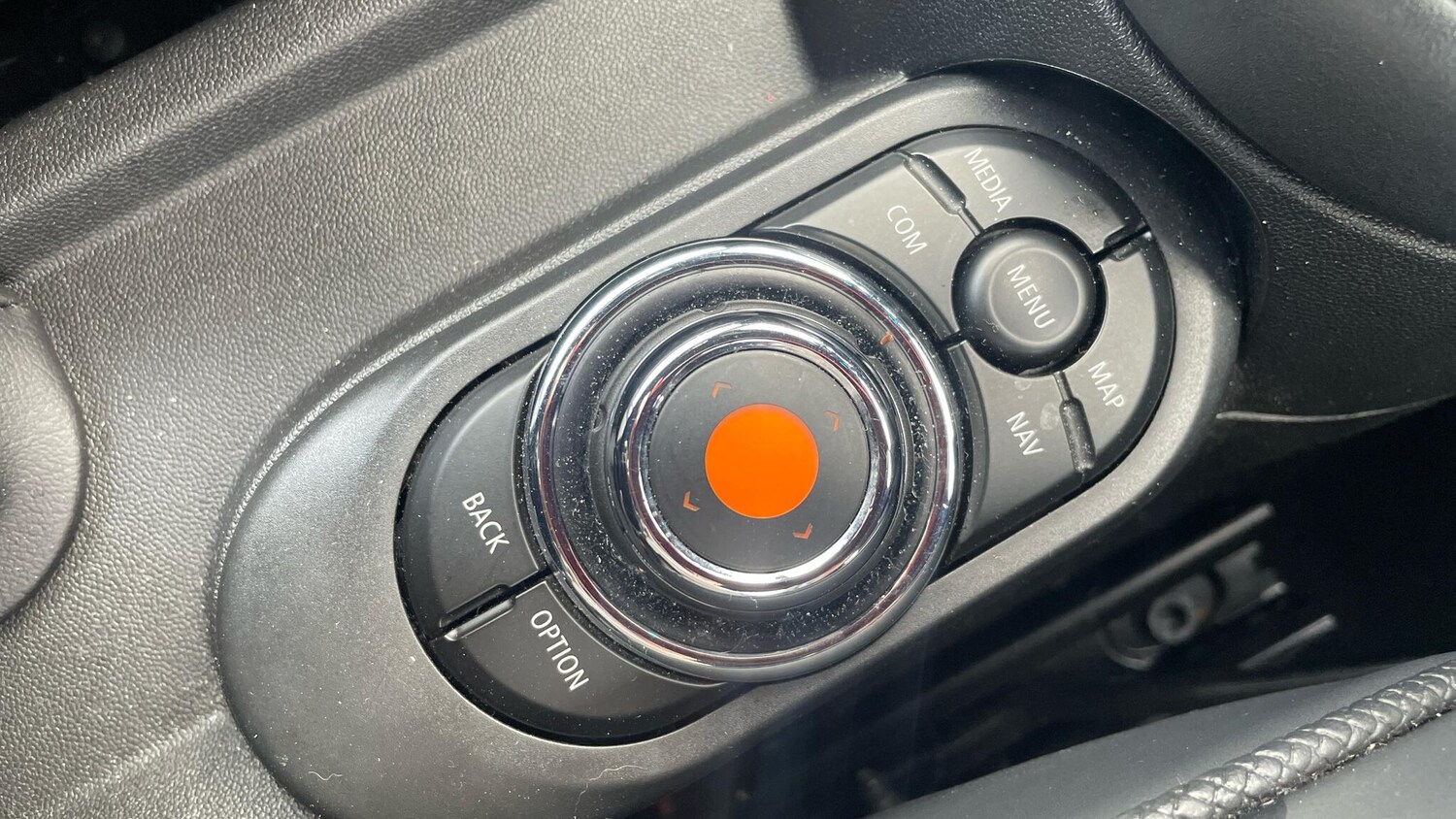 Used MINI Convertible 2019 for sale - 76111660: Photo 19