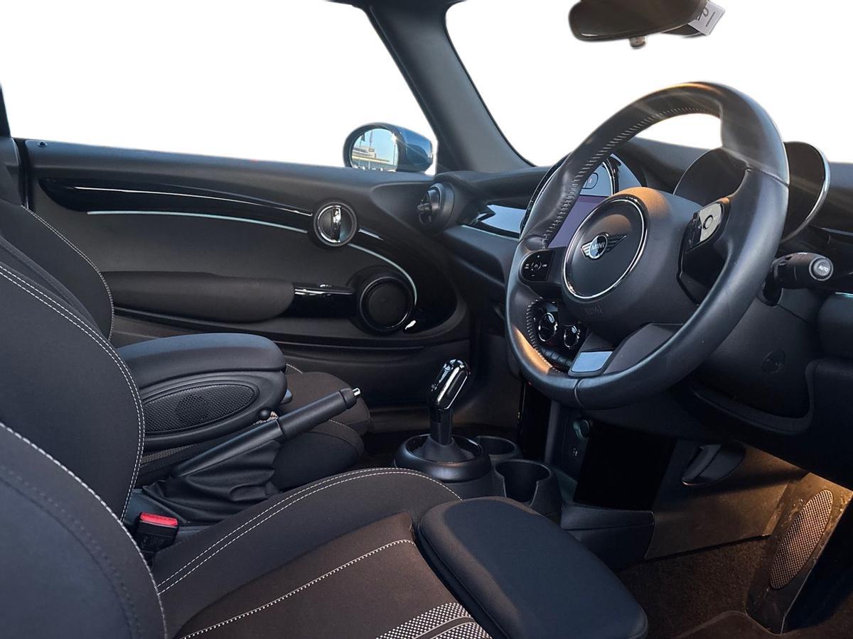 Used MINI Convertible 2023 for sale - 76730719: Photo 12