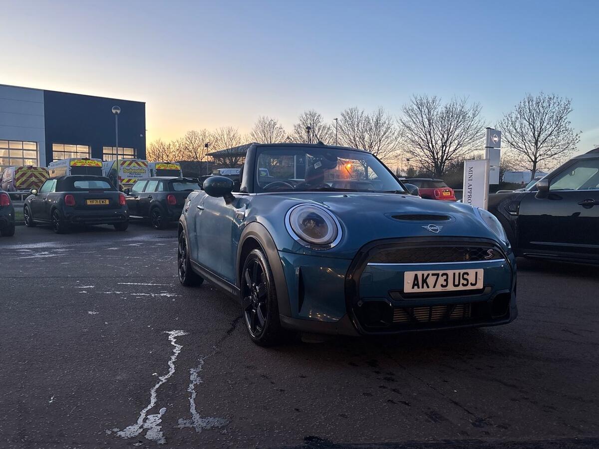 Used MINI Convertible 2023 for sale - 76730719: Photo 13