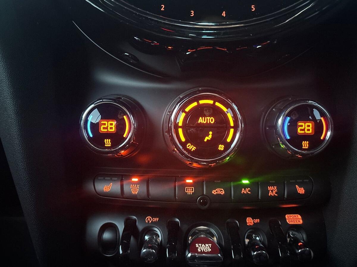 Used MINI Convertible 2023 for sale - 76730719: Photo 15