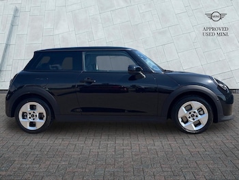 Used MINI Cooper 2024 for sale - 79159853: Photo