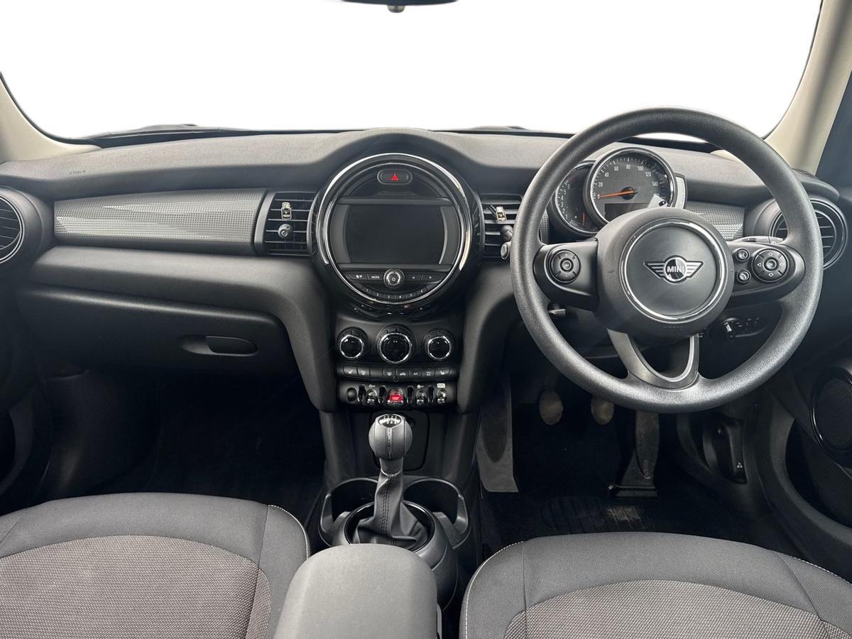 Used MINI Hatch 2019 for sale - 77994874: Photo 4