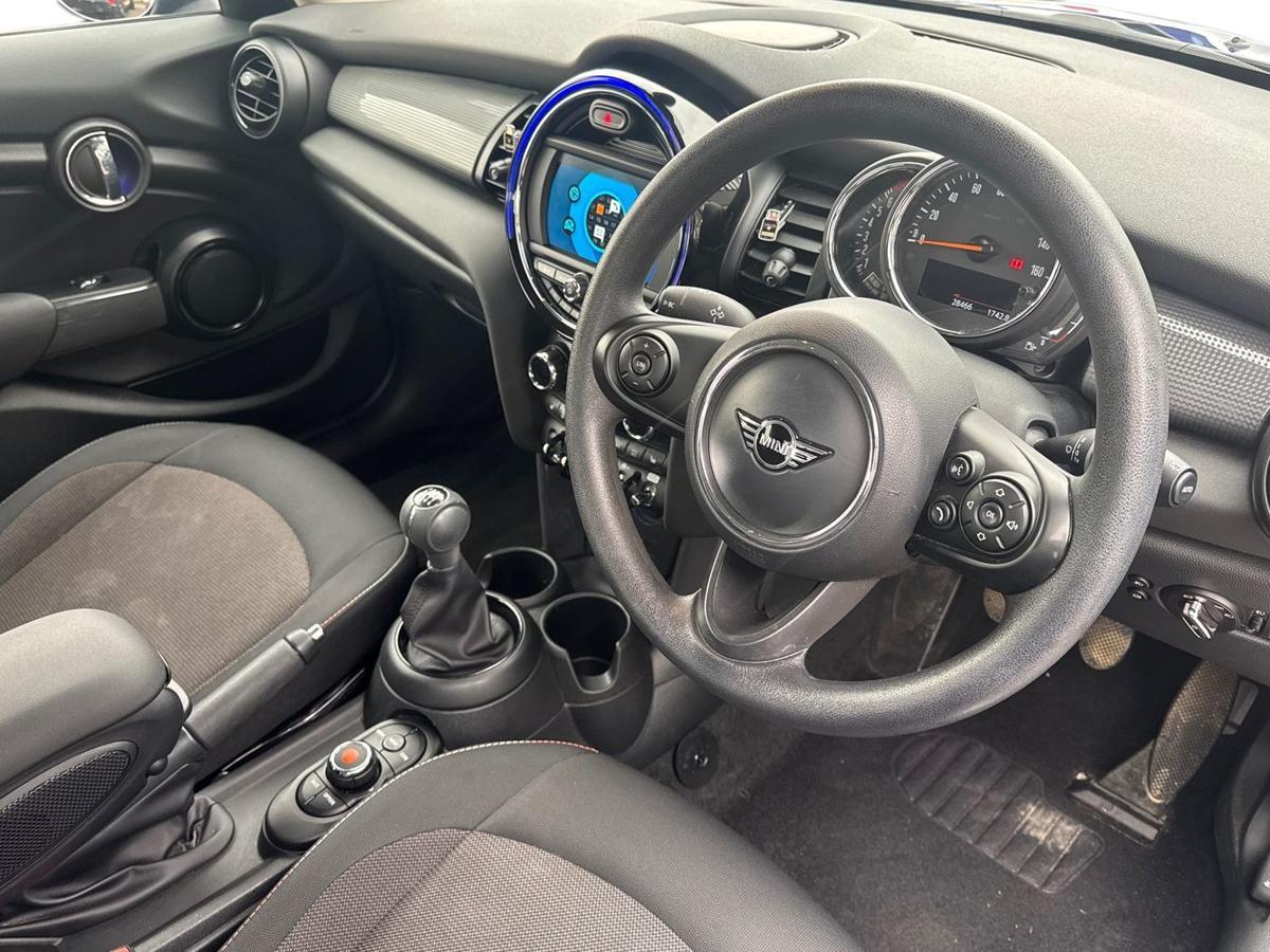 Used MINI Hatch 2019 for sale - 77994874: Photo 6