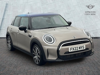 Used MINI Hatch 2022 for sale - 76662399: Photo