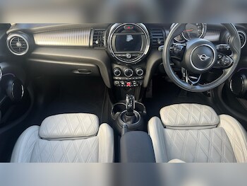 Used MINI Hatch 2019 for sale - 76419843: Photo