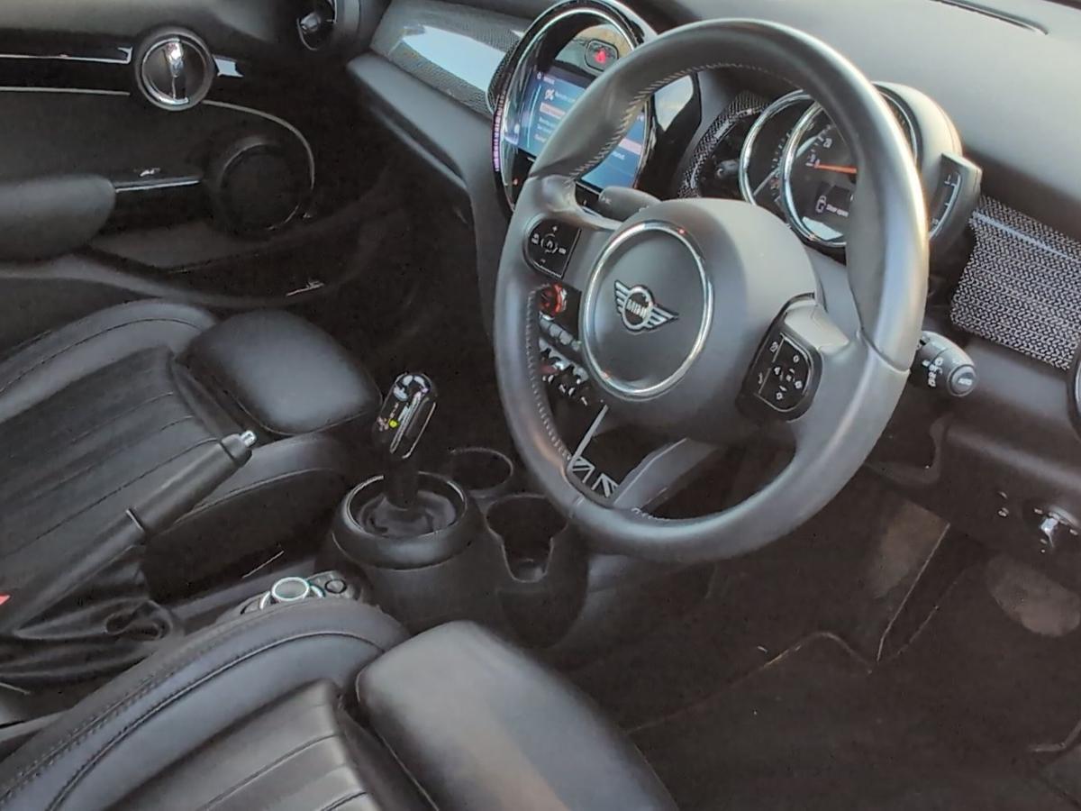 Used MINI Hatch 2022 for sale - 76800493: Photo 12