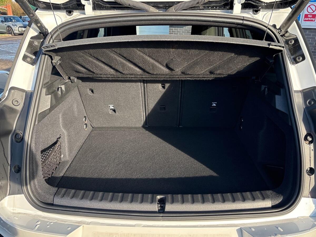 Used MINI Electric Cooper 2024 for sale - 76539505: Photo 10