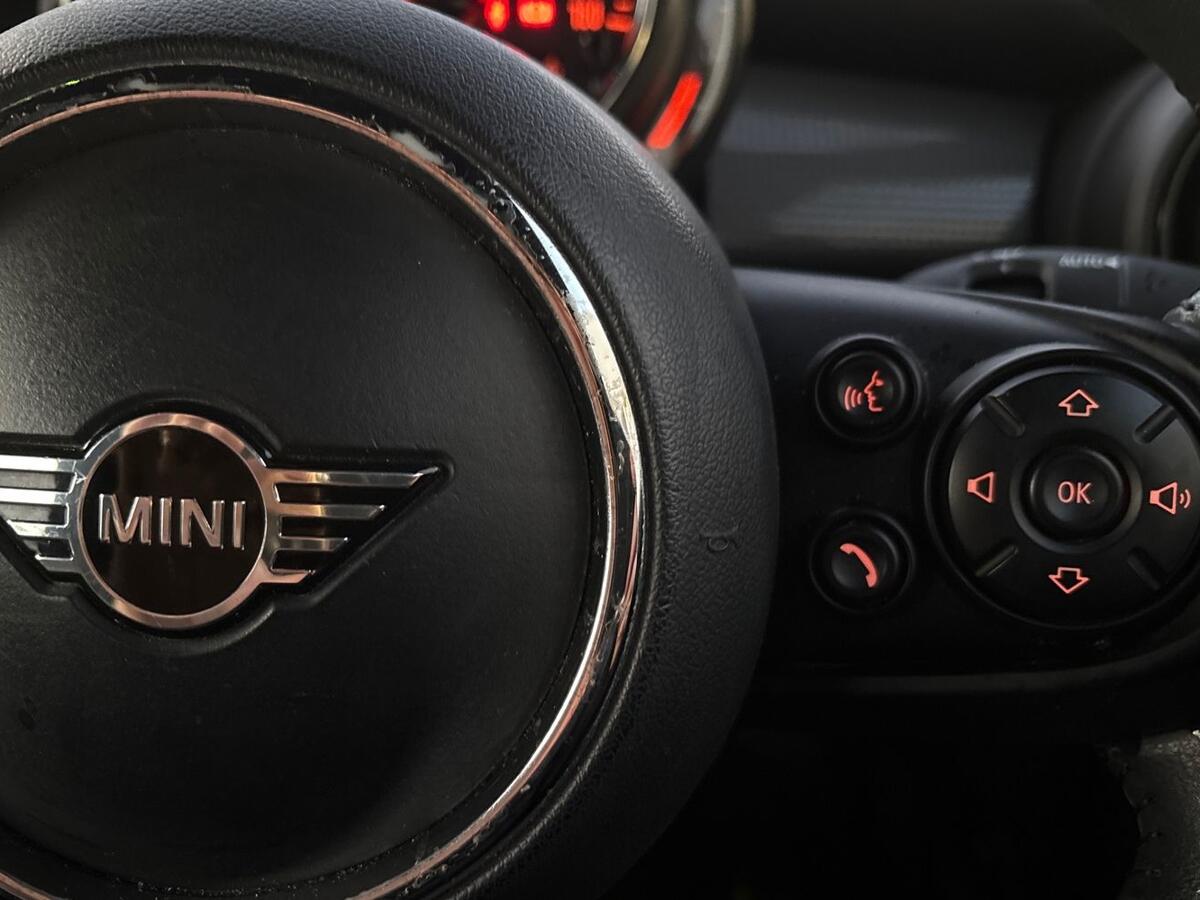 Used MINI Convertible 2019 for sale - 77013610: Photo 14