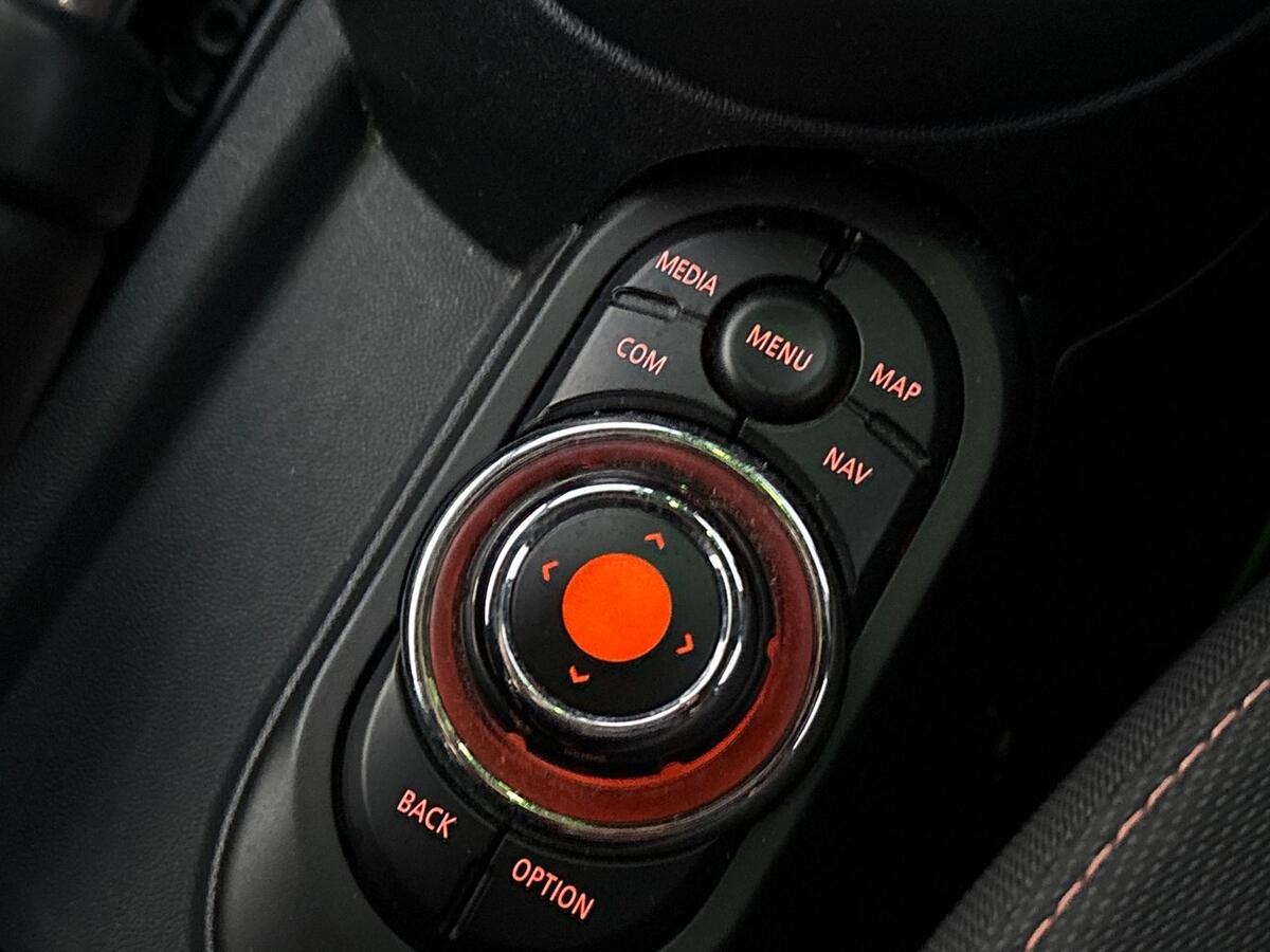 Used MINI Convertible 2019 for sale - 77013610: Photo 15