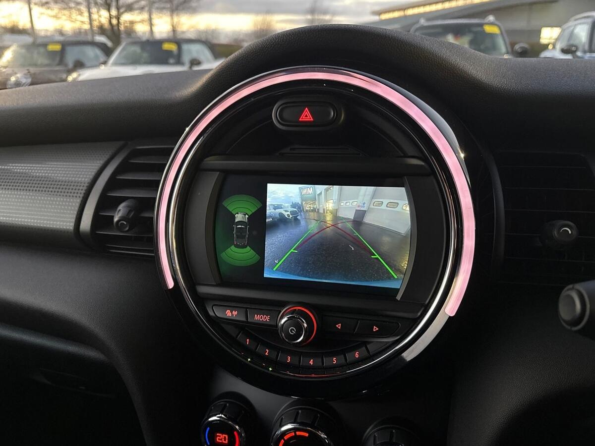 Used MINI Convertible 2019 for sale - 77013610: Photo 19