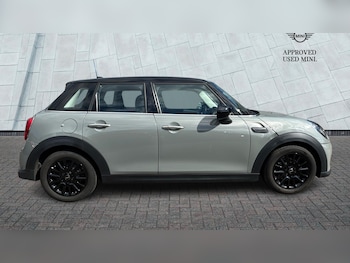 Used MINI Hatch 2022 for sale - 75901474: Photo