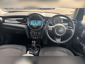 Used MINI Hatch 2022 for sale - 75901474: Photo