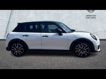 Used MINI Cooper 2024 for sale - 75024977: Photo