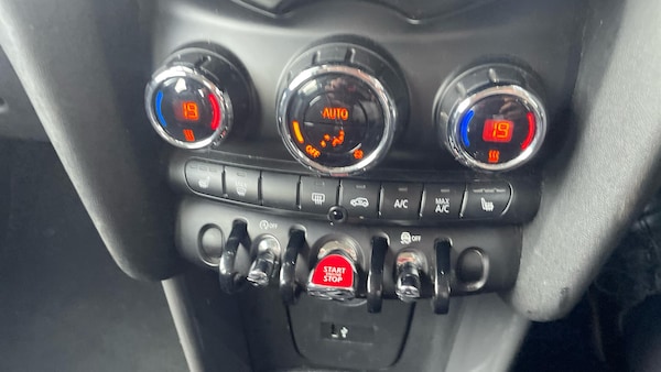 Used MINI Hatch 2019 for sale - 76139692: Photo 20