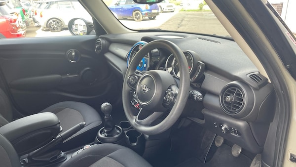 Used MINI Hatch 2019 for sale - 76139692: Photo 6