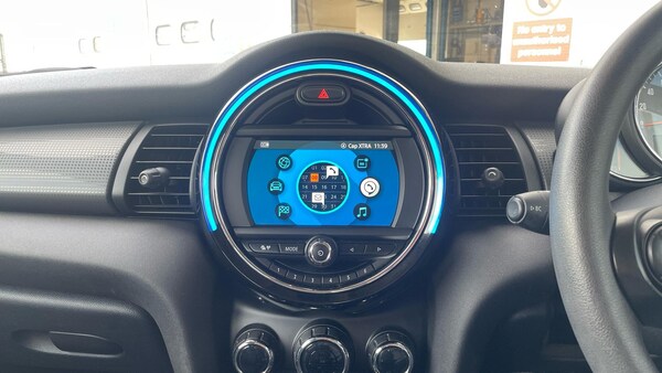 Used MINI Hatch 2019 for sale - 76139692: Photo 8