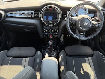 Used MINI Hatch 2021 for sale - 79449231: Photo