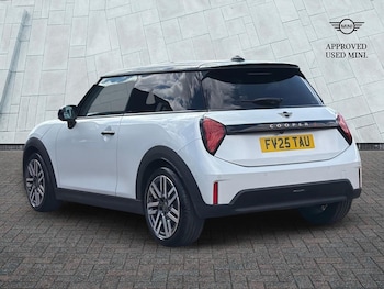 Used MINI Cooper 2025 for sale - 79427433: Photo