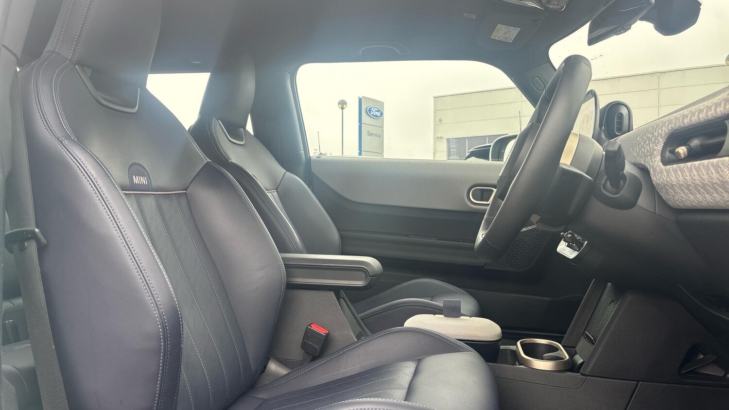 Used MINI Cooper 2024 for sale - 76359739: Photo 11