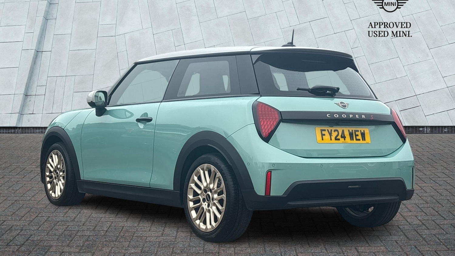 Used MINI Cooper 2024 for sale - 76359739: Photo 2