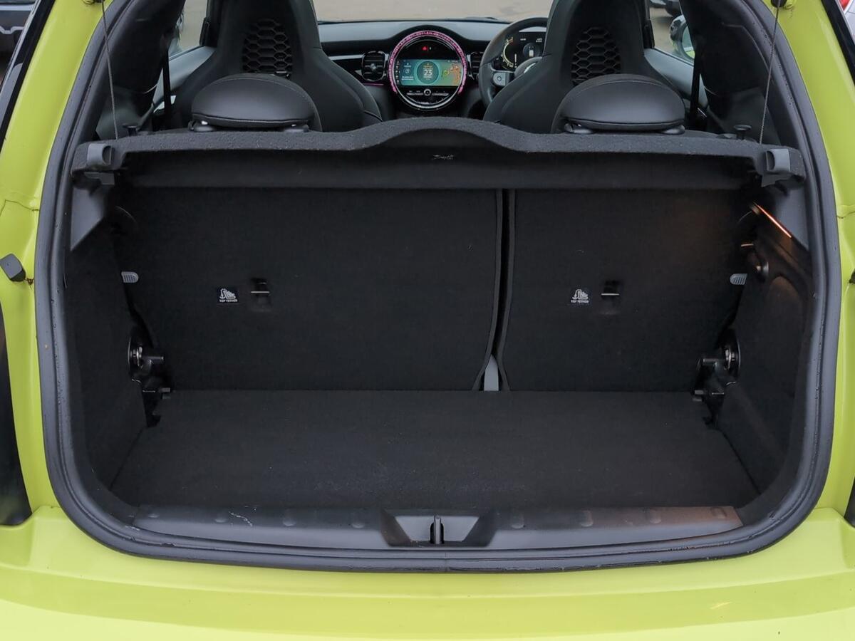 Used MINI Hatch 2023 for sale - 77359902: Photo 13