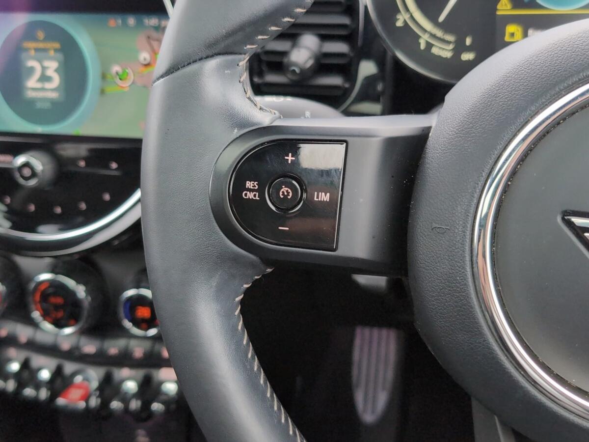 Used MINI Hatch 2023 for sale - 77359902: Photo 17